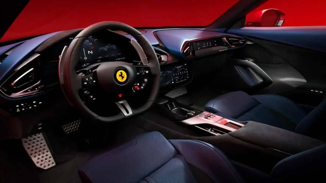 Ferrari'nin Bugüne Kadarki En Güçlü Otomobili Tanıtıldı: 819 Beygir Gücünde! Değeri Vergiler Hariç 15 Milyon Liranın Üzerinde 6